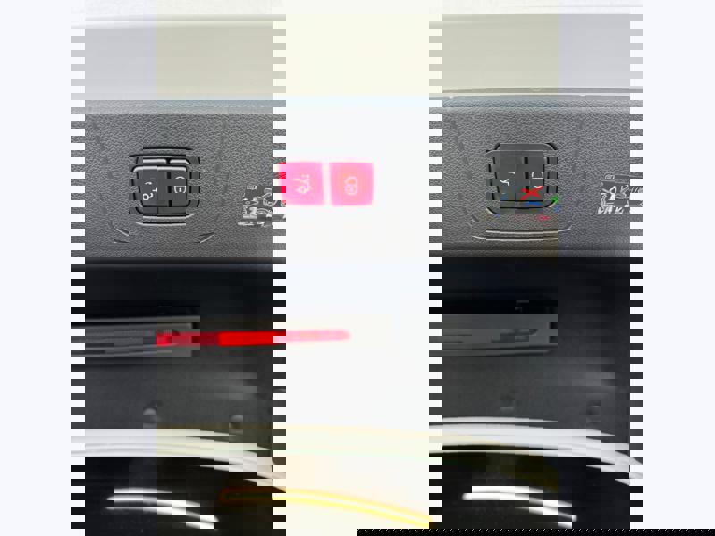 Image Mercedes-Benz CLA COUPÉ CLA 250+ avec technologie EQ Limited Edition  